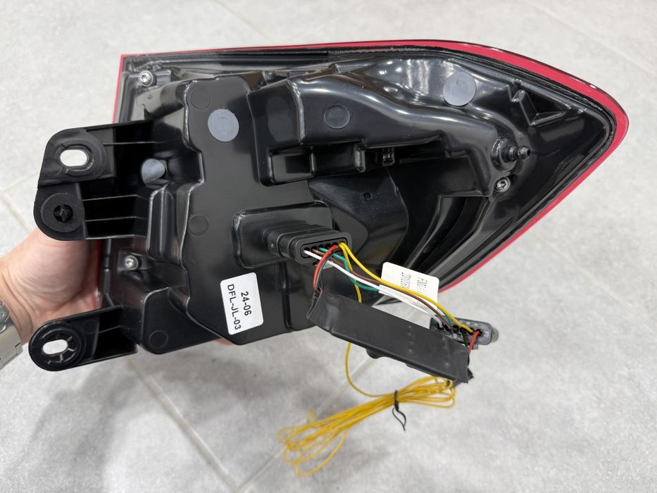 Задні LED ліхтарі стиль M4 для BMW 3 series F30 2012-2018 червоні