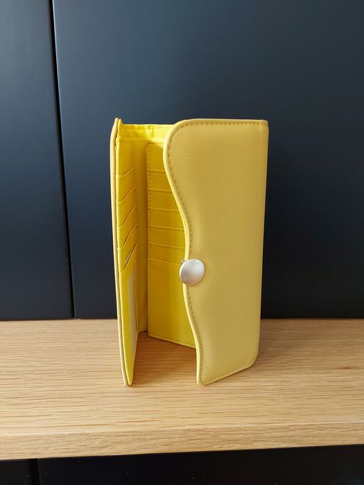 Carteira senhora nova