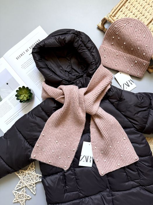 Тепла шапка ZARA з камінцями зимова 6 7 8 9 10 11 12 13 14 р