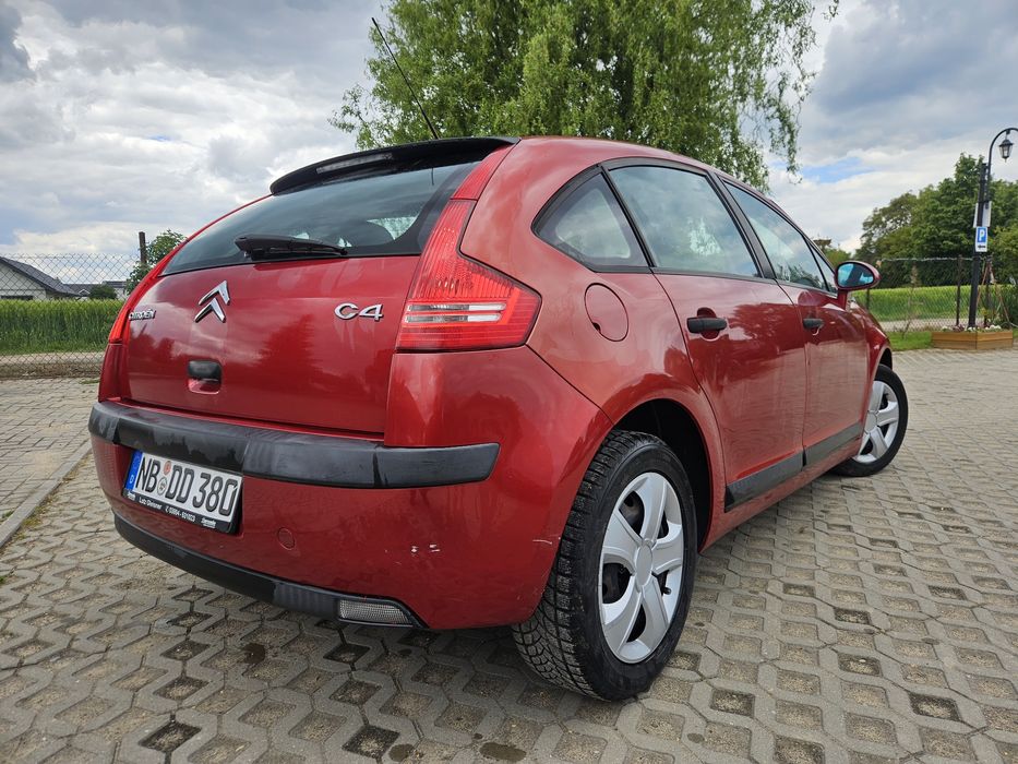 Citroen C4  1.4 benzynka/ klima/ 2005r