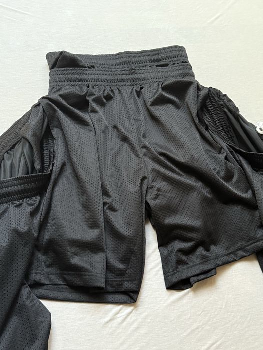 Anna Bolina Extra Wide Long Shorts in Black