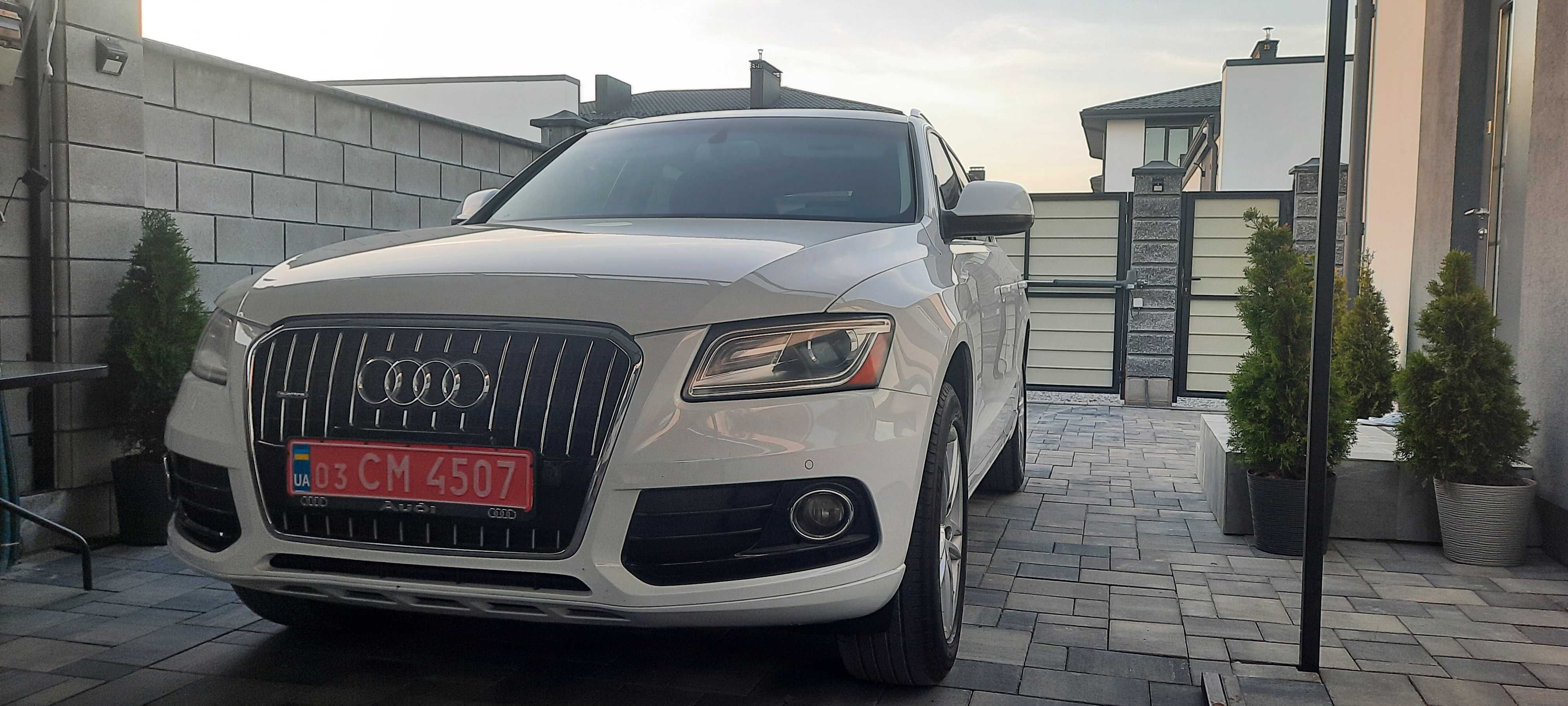 Продам Ауді Q5 2013рік