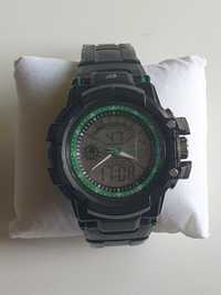 Zegarek cyfrowo-analogowy czarno zielony sportowy