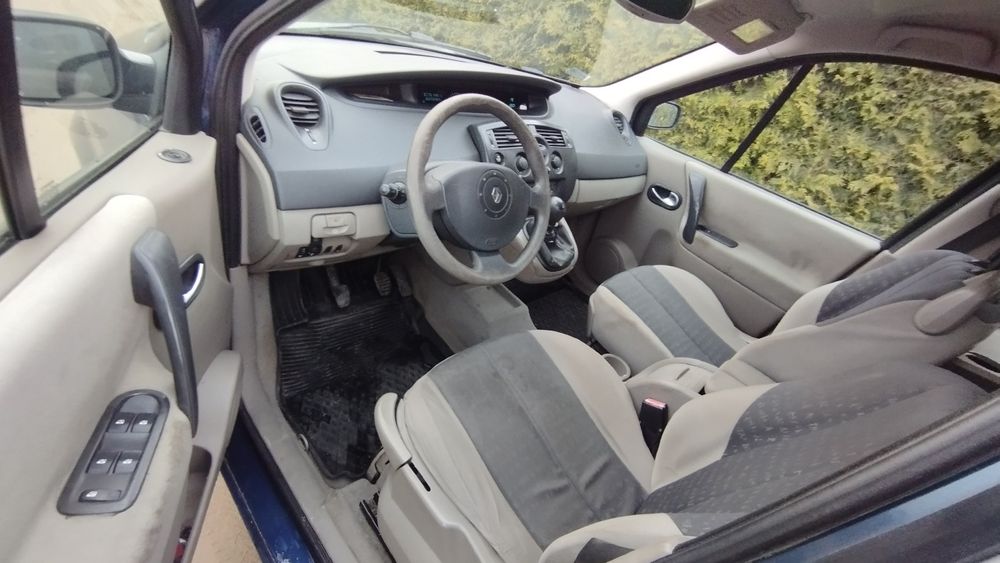 Renault Grand Scenic 7 osobowy 2.0 16 v gaz