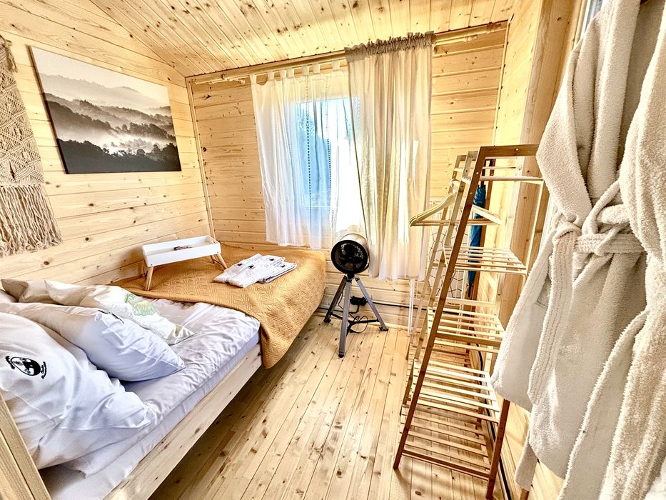 Domekl na Sylwestra z jacuzzi sauną w Bieszczadach