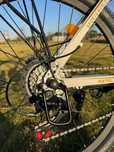 Bicicleta elétrica off-road KETELES K820 com 1000W