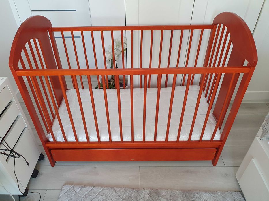 Łóżeczko dla dziecko 124X64 materac plus dodatki