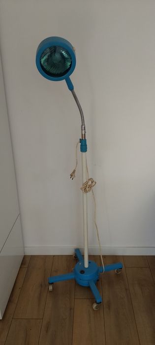 Medyczna lampa cena 150 zł