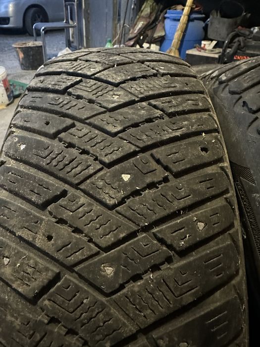 Резина Goodyer ultragrip 185/60 r15
