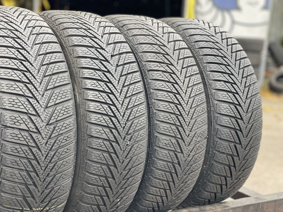 Шини Зимові 4шт 185/60 R15 Continental TS800