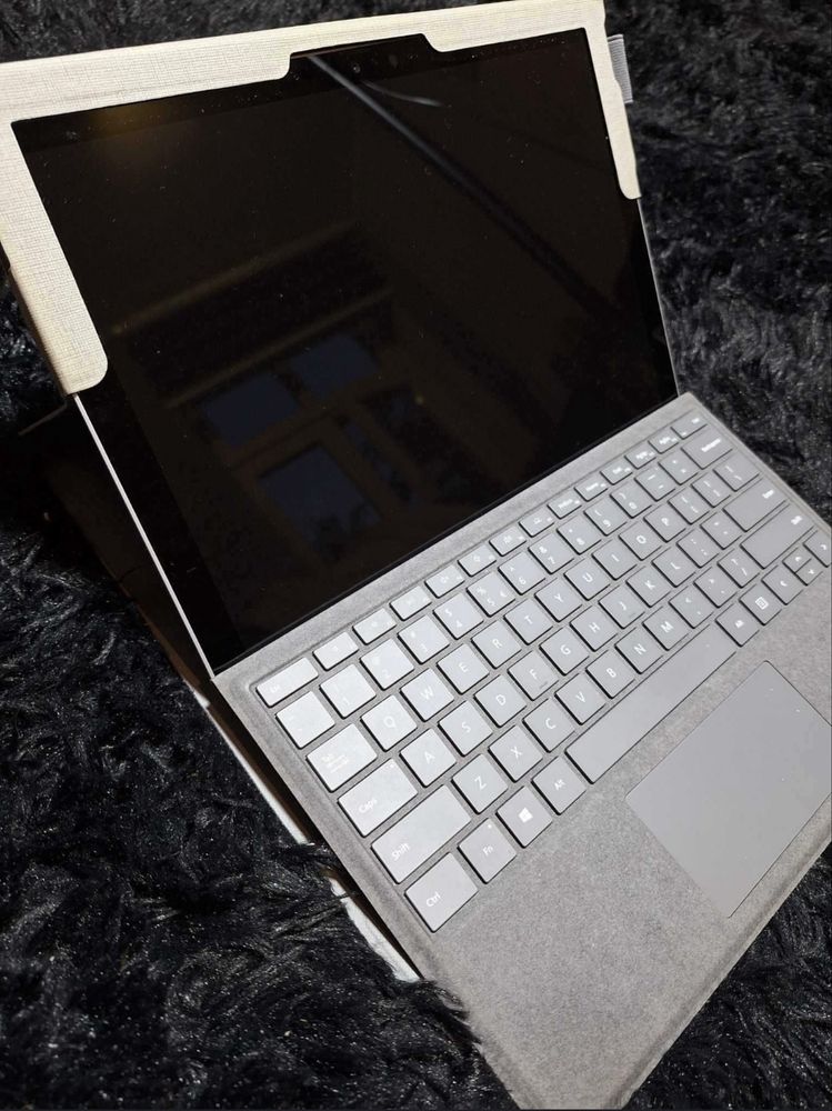 Laptop Microsoft Surface Pro 7