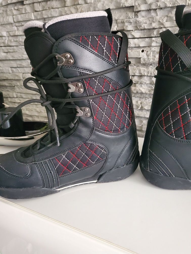 Buty snowboardowe,rozmiar 43,wkładka 28cm!