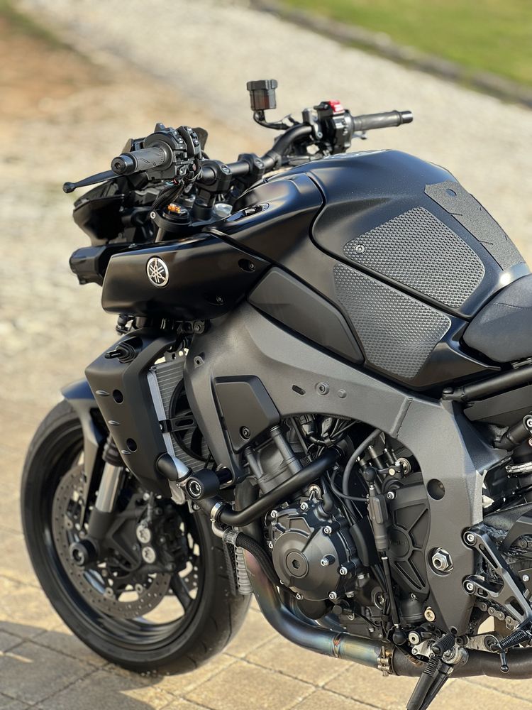 Yamaha MT-10 c/ garantia até 05/2028
