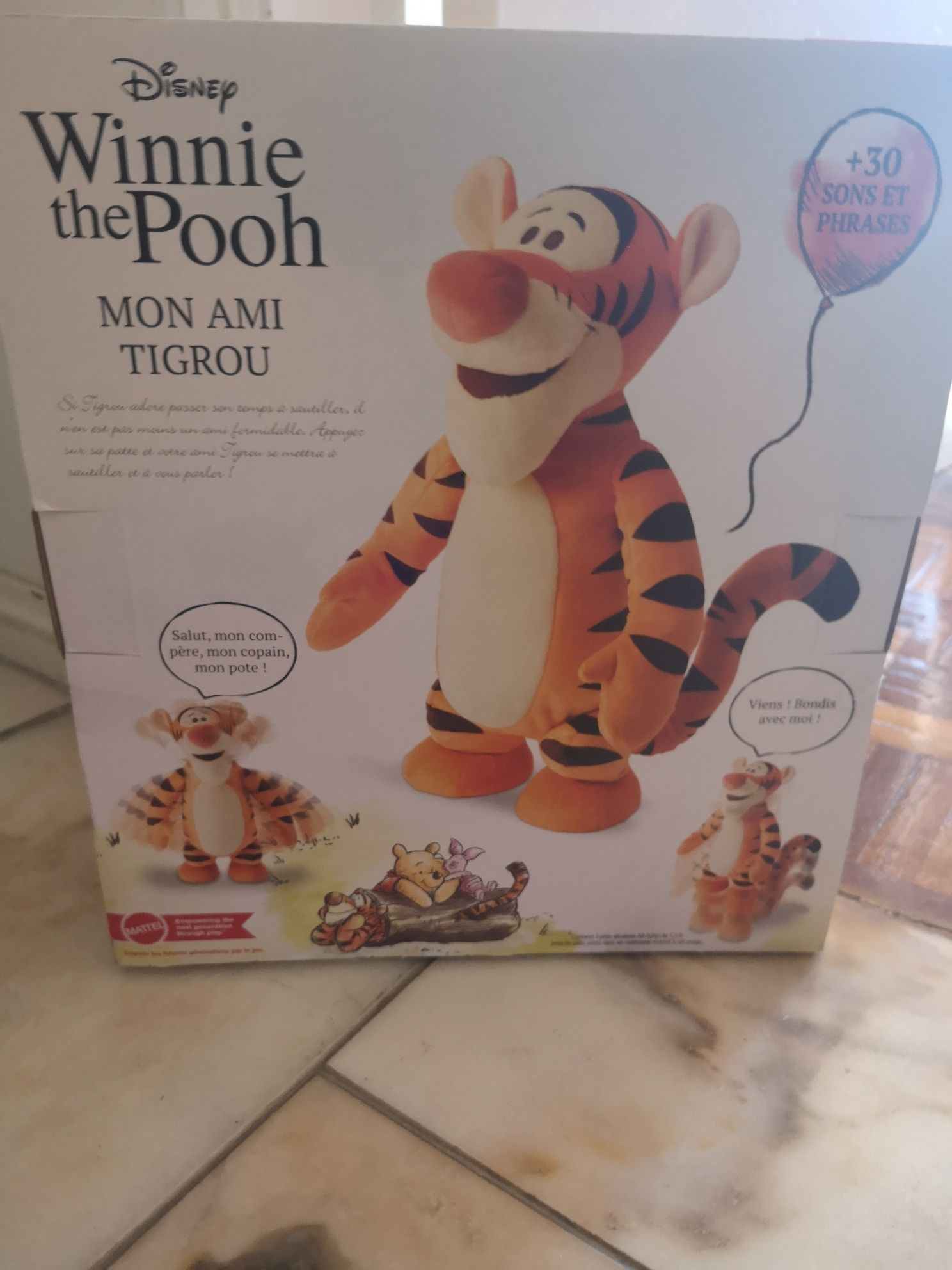 Tigre the winnie the pooh idioma em francês