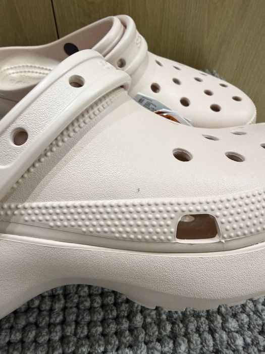 Klapki Crocs na platformie rozmiar 41-42, damska 10