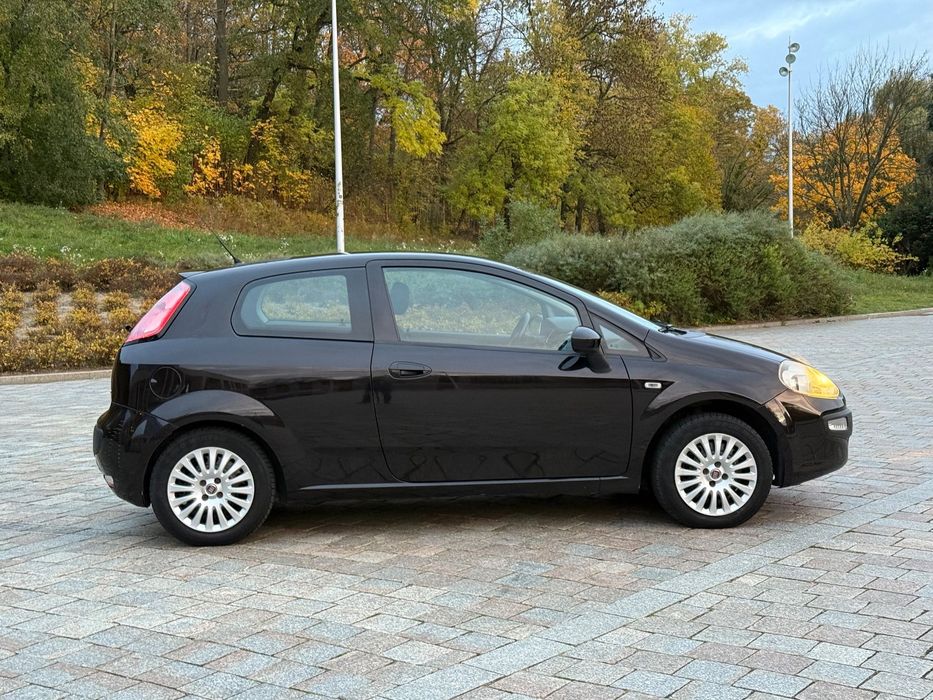 Fiat Punto Evo Fiat Punto Evo + LPG mały przebieg, super stan. Polecam