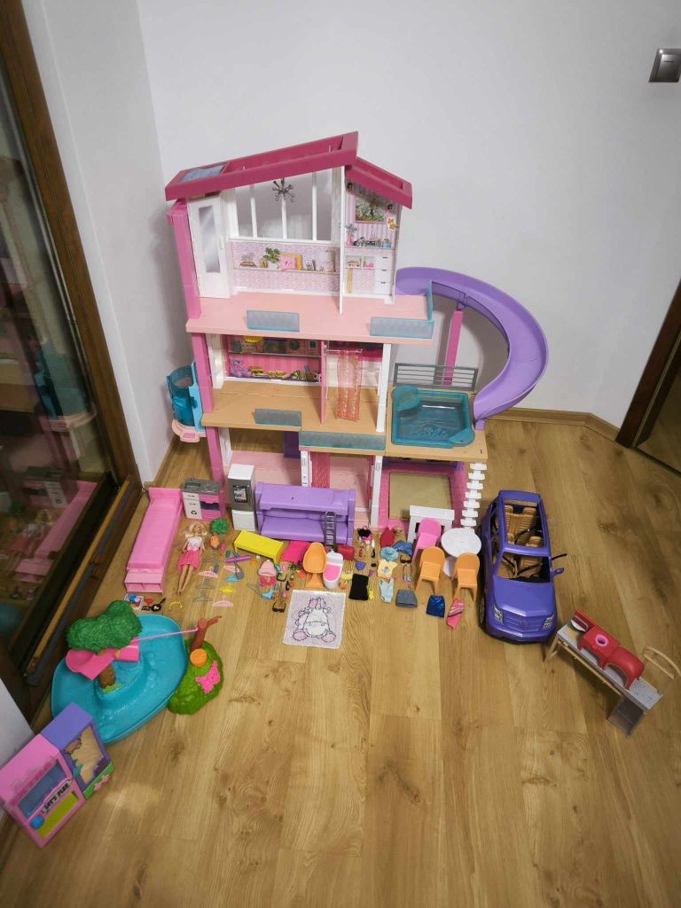 Domek dla lalek Barbie Dreamhouse 115 cm z dodatkami i samochodem