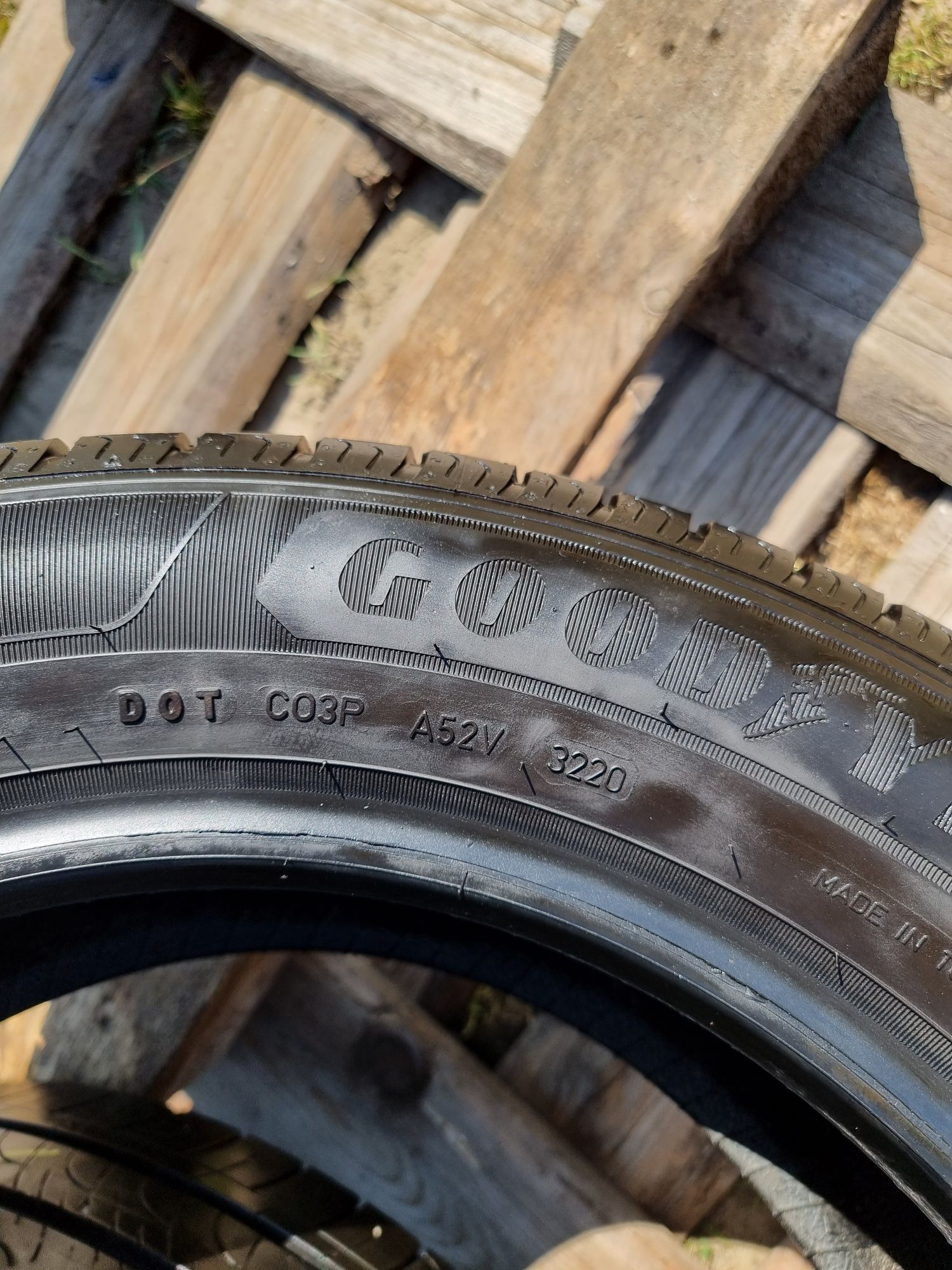 2x Opony letnie 215 60 r17 C Goodyear Efficientgrip Cargo
