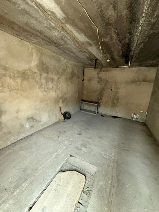 Сдам гараж возле таировских садов Люстдорф авто