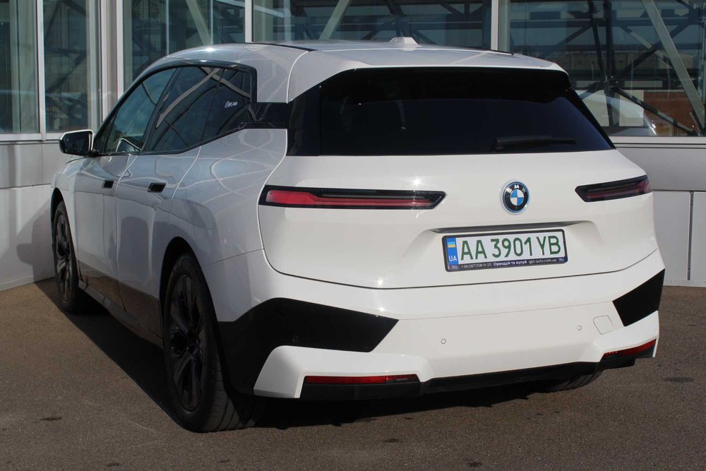Аренда авто Bmw IX 50 2022  прокат оренда автомобіля  БМВ