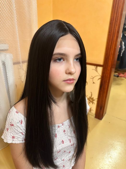 Перука штучна з подовженою чолкою парик исусственный шоколад 60 см