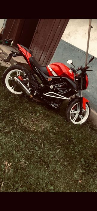 Мото 773828383737282828