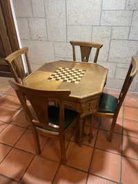 Mesa de jogo Xadrez e Rouleta Russa