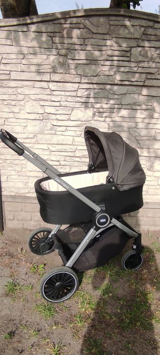 Продам коляску 2 в 1 від Chicco Best Friend