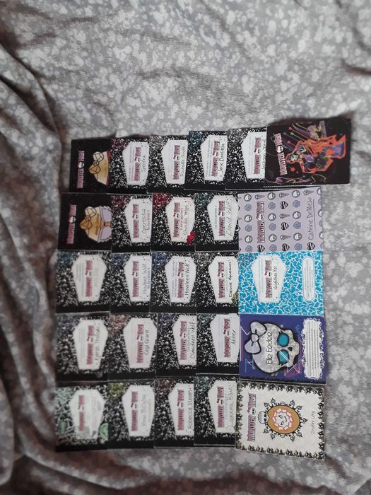 Monster high  - lote diários
