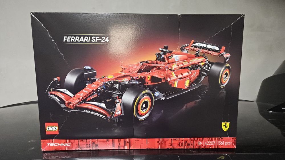 Lego Ferrari 42207 Technic