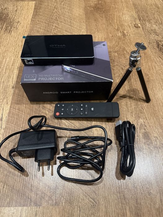 Mini Projector C800S Android