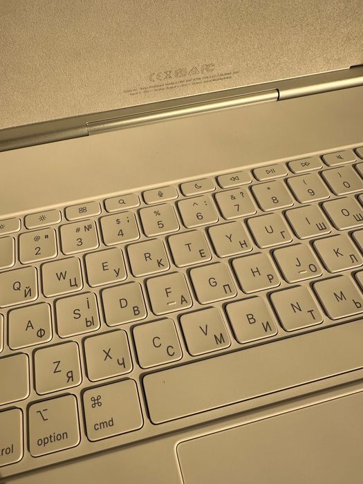 iPad 13 / iPad Air 13 Magic Keyboard MDFW4LL/A Model A3340