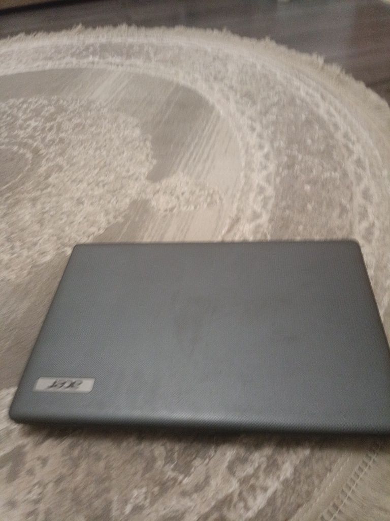 Ноутбук Acer работает хорошо танки тянет
