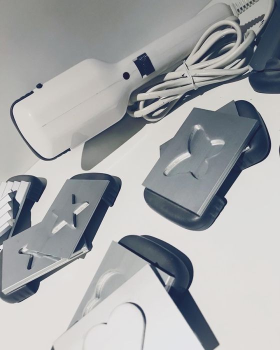 Professional Hair Curler & Straightener