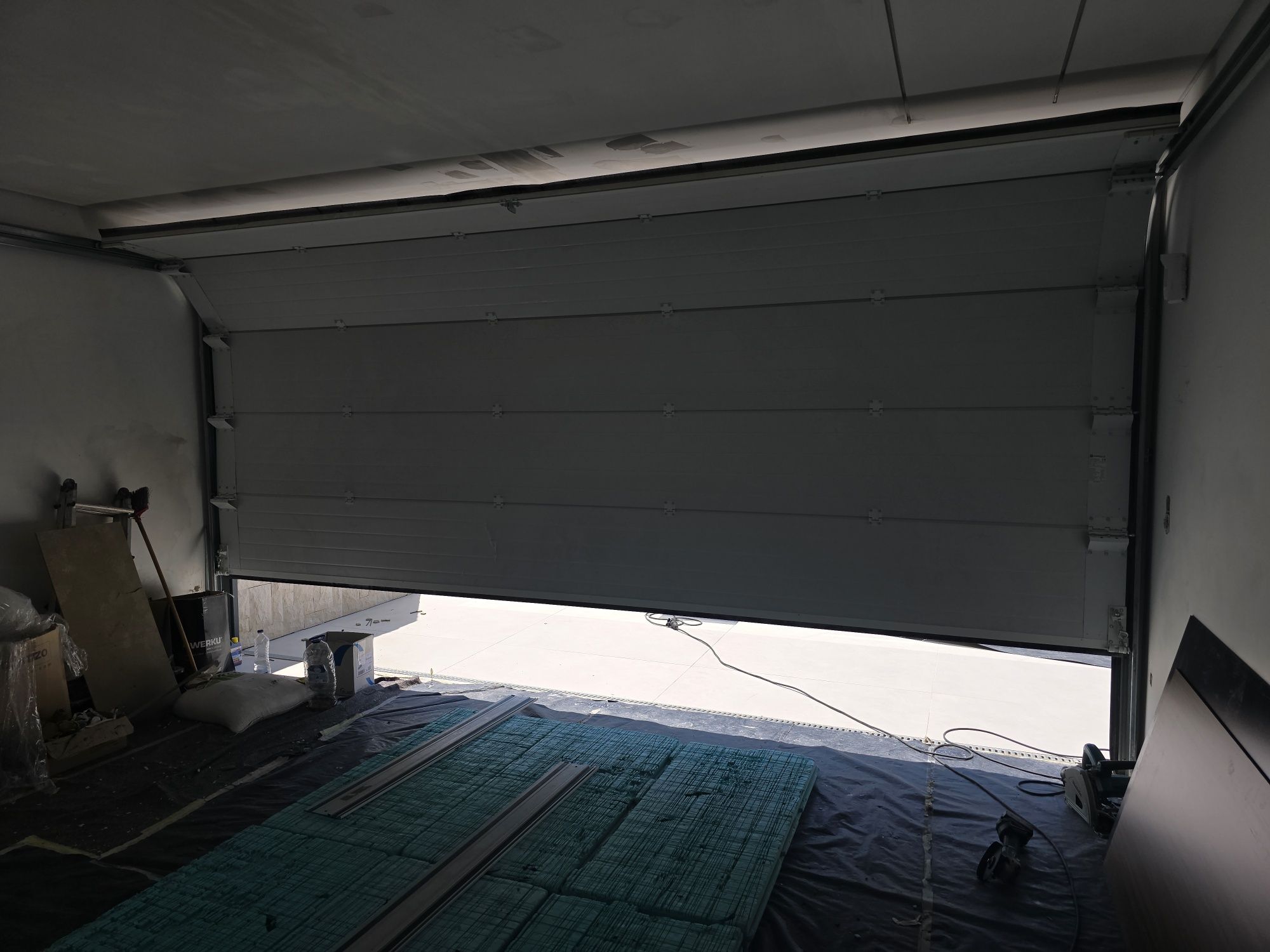 Portão seccionado garagem