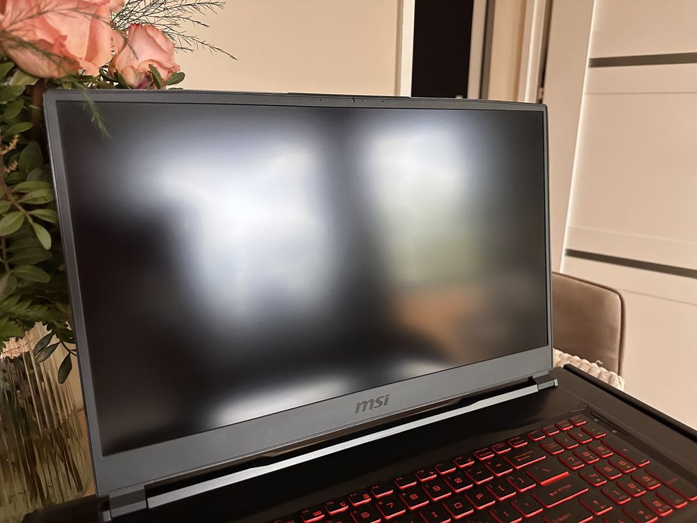 Latop MSI GL75 Leopard 10SDR-260XPL