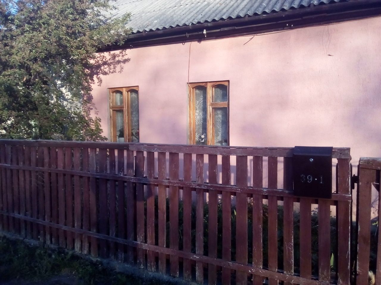 Продам половину дома, район Утоса