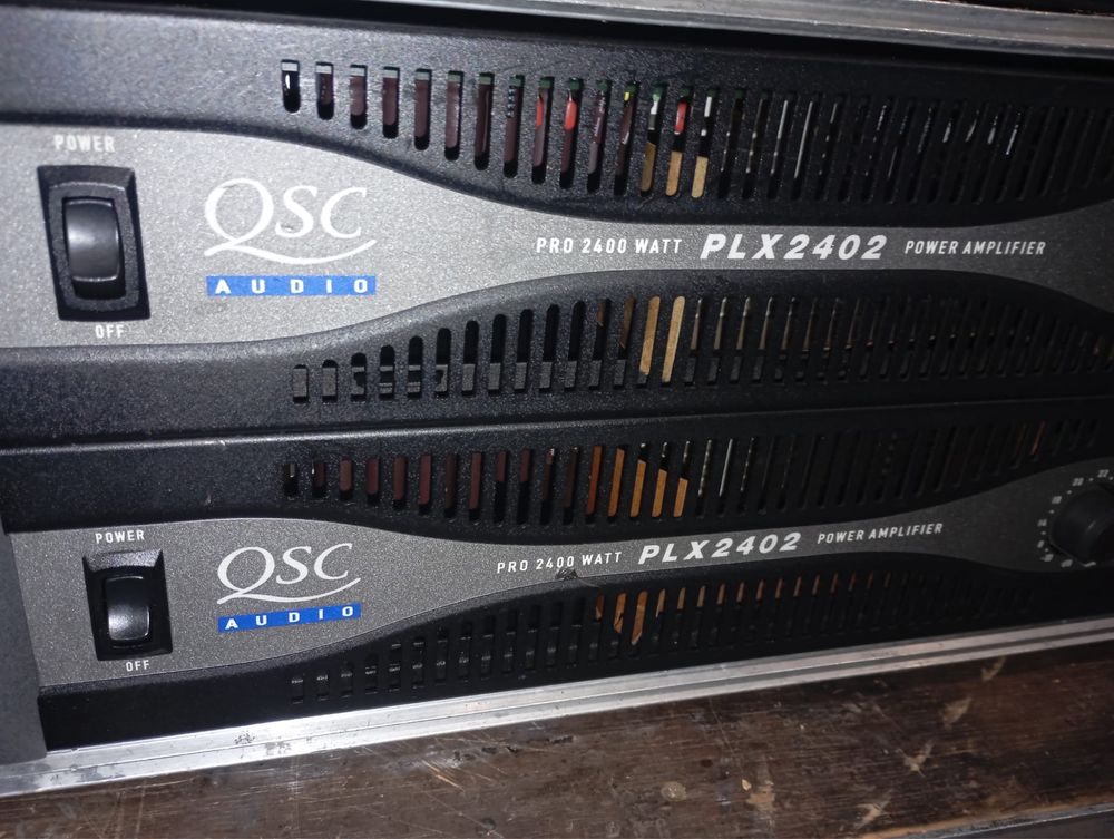 2 amplificadores de som QSC PLX2402