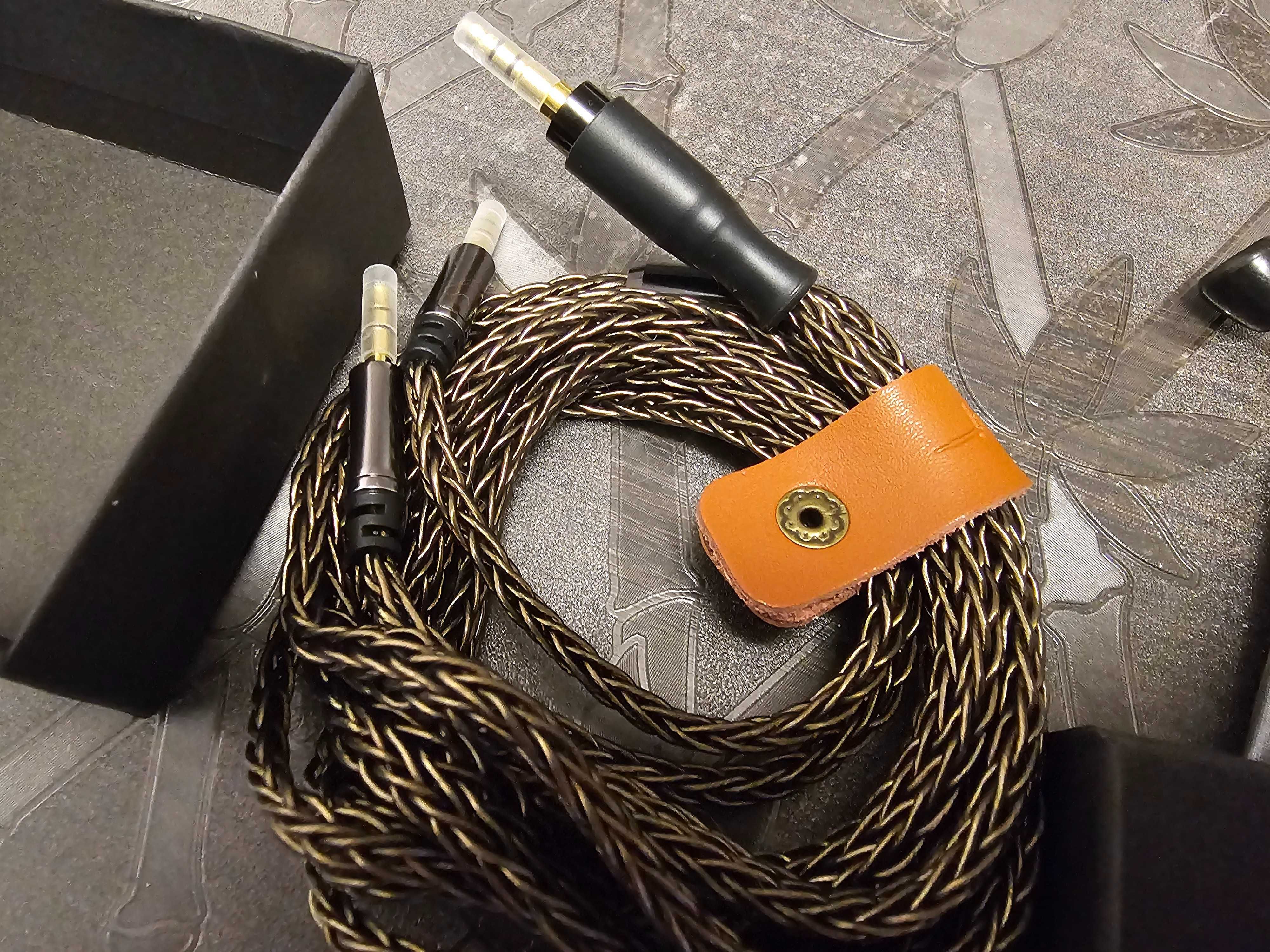 Посеребреный кабель HIFIMAN DENON и т д 1.4 м, 3.5 to 2x3.5 mm
