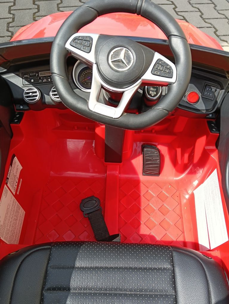 Samochód na akumulator Mercedes GLC 63S