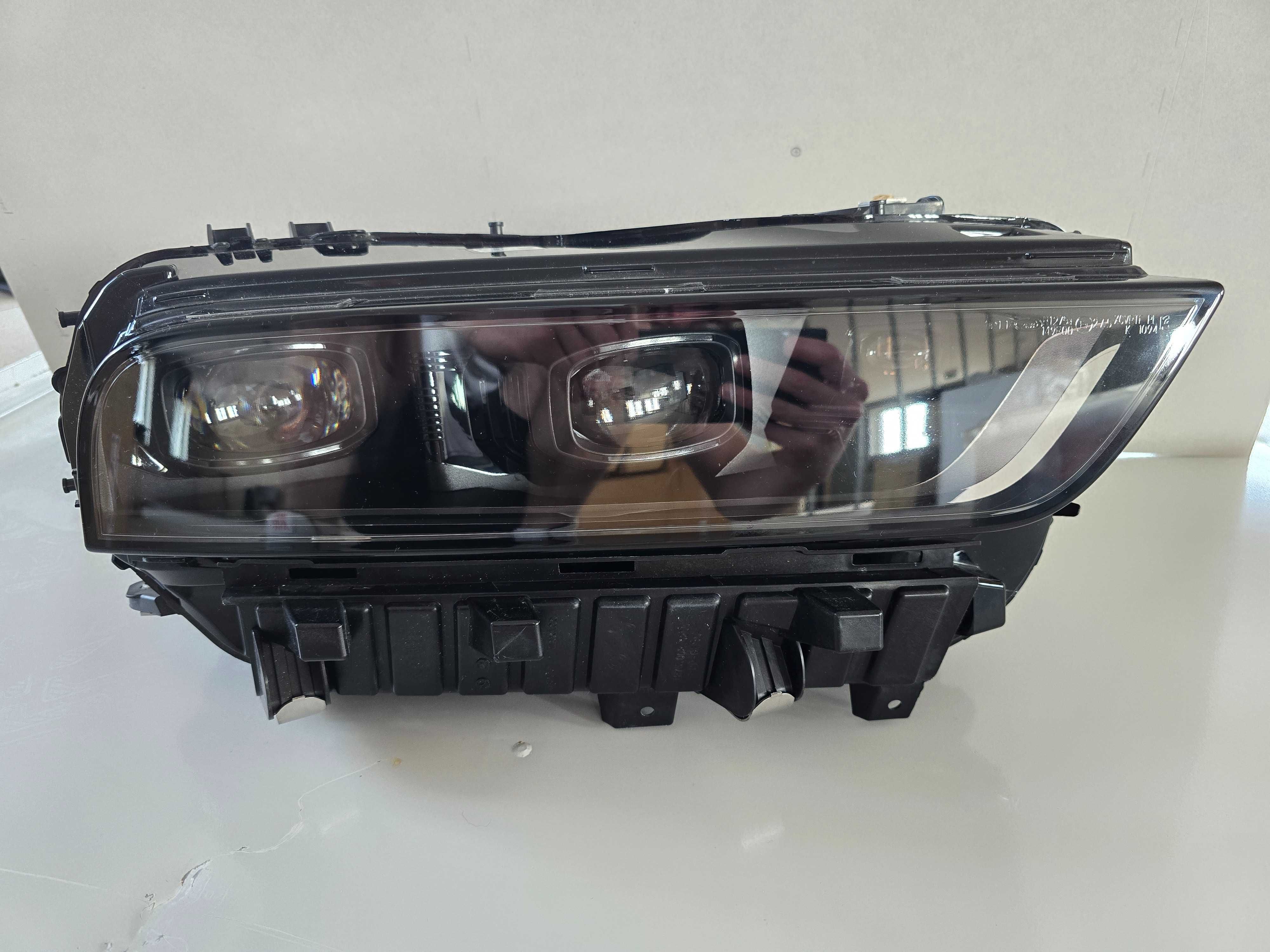 Lampa Reflektor Prawa BMW X7 GO7 LED J579