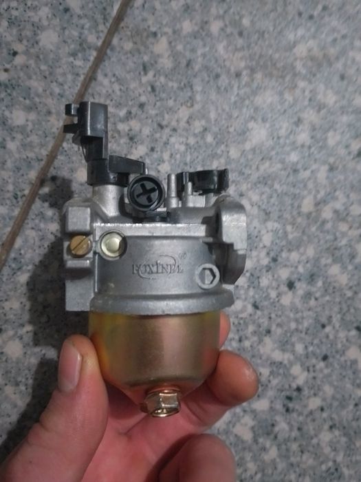 Запчастини для двигуна китайського генератора бензинового