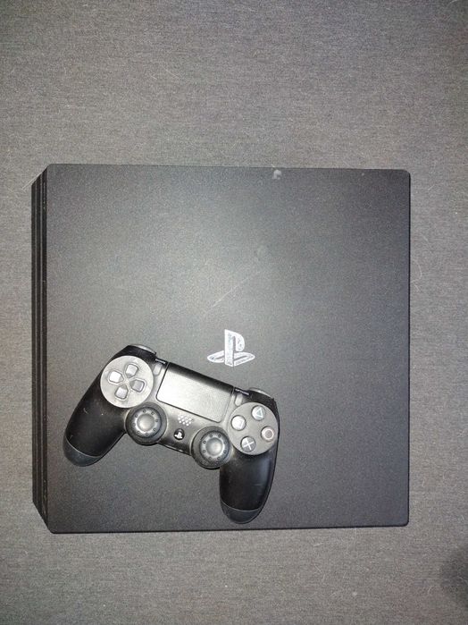 Konsola PlayStation 4 PRO 1TB + pad