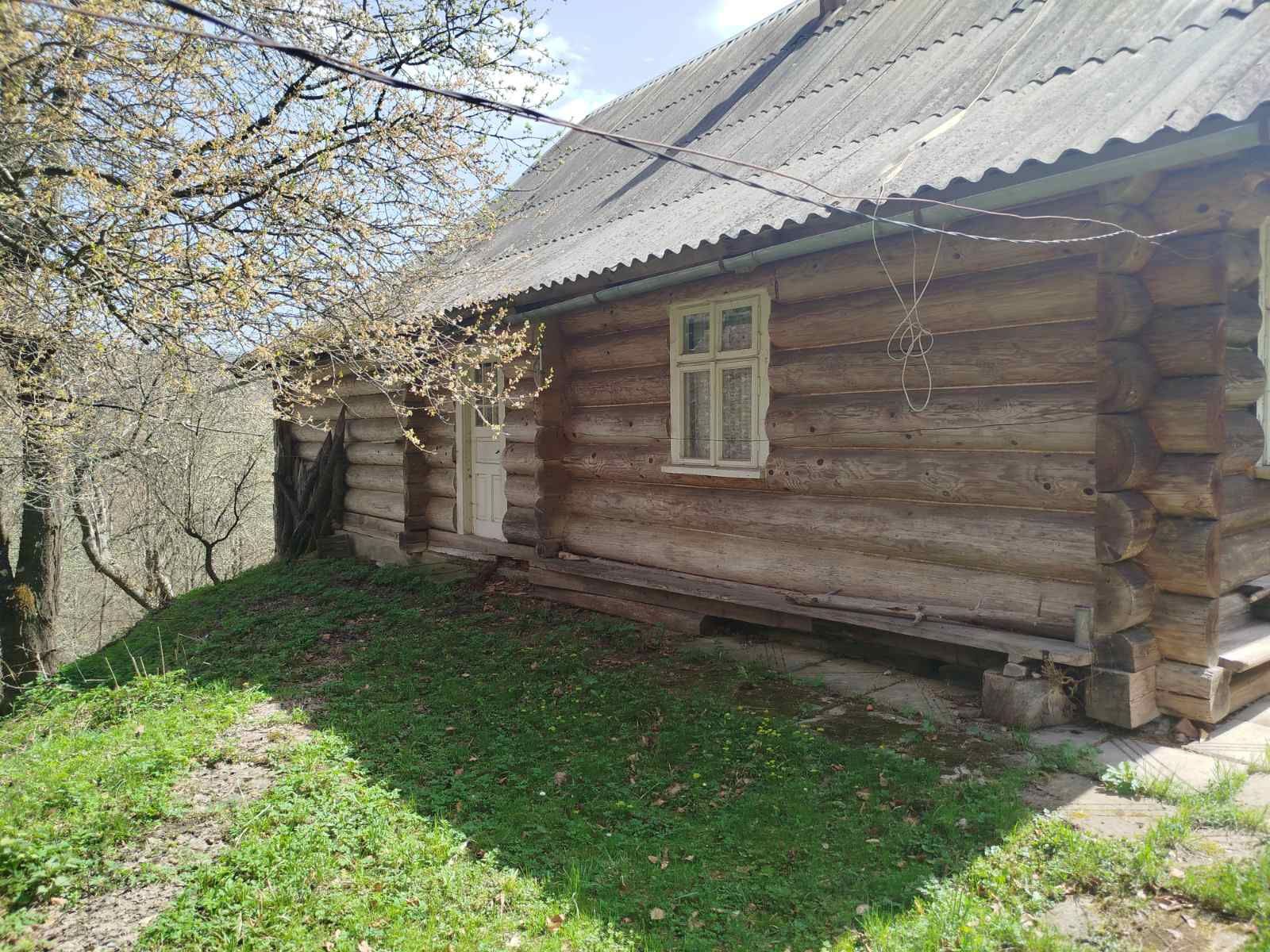 Будинок на горі з гарними краєвидами