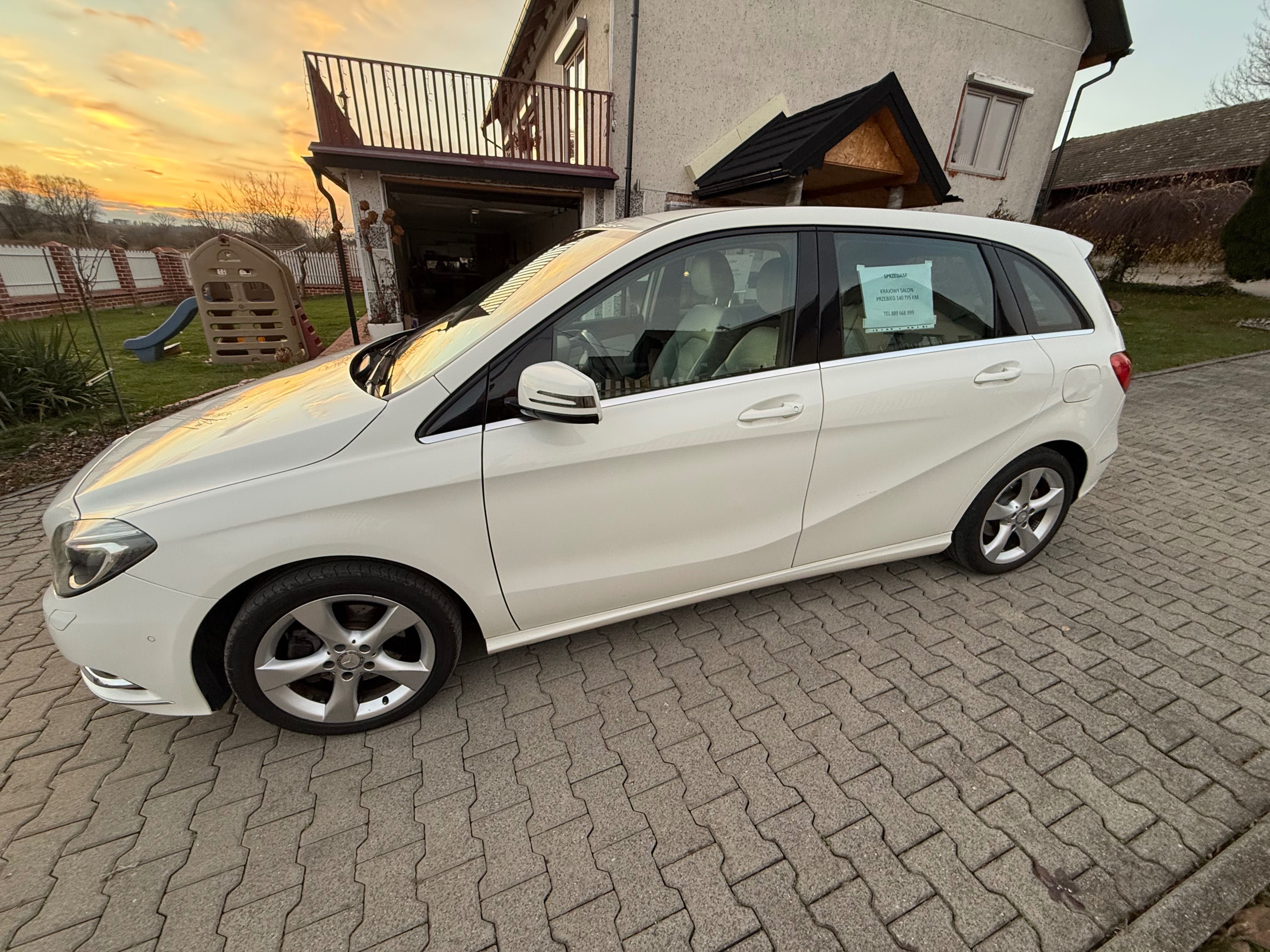 Mercedes B200 AMG line;W246 156KM