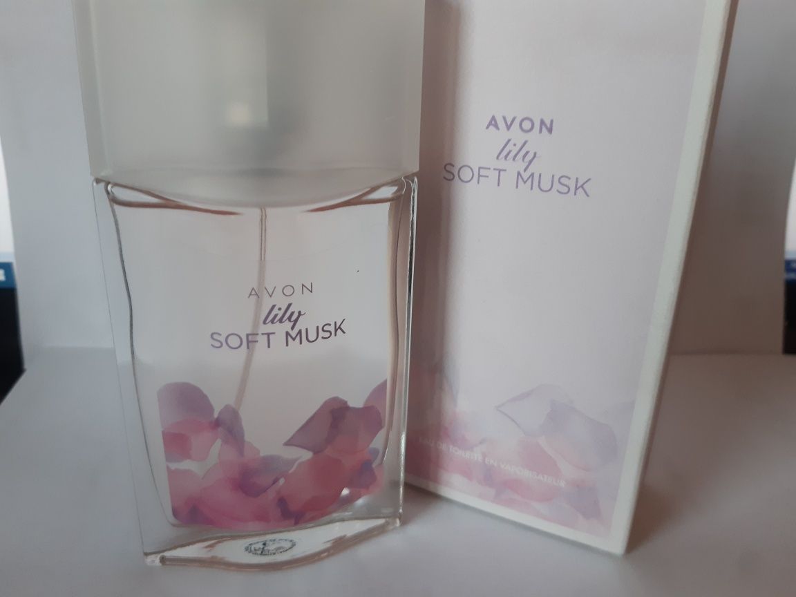 Woda toaletowa damska Avon