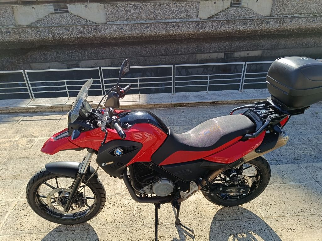 BMW G 650 GS em excelente estado de 2016

Excelente estado pronta p