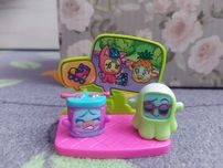Mojipops story box