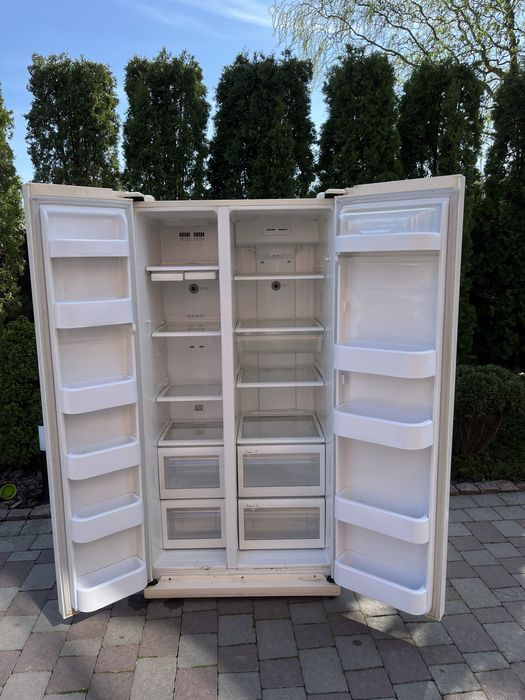 Холодильник Side-by-side SAMSUNG No Frost 172 cm Model-RS20CRSV