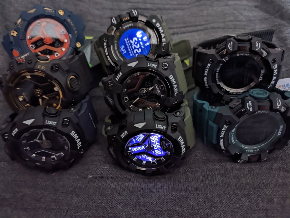 Новые спортивные военные часы, водонепроницаемые 5АТМ. фирмы SMAEL